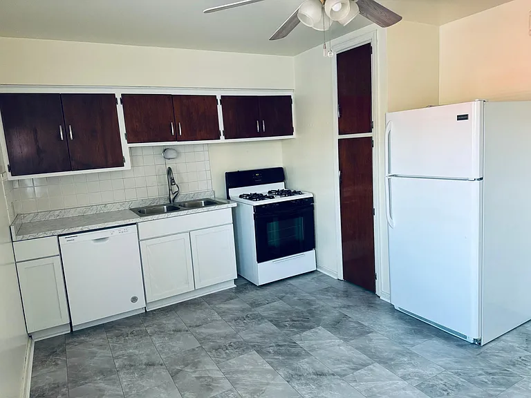 1518 W 7th Ave #1522 — Photo 8