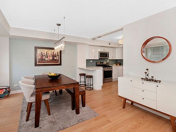 3rd image of 3700 N Lake Shore Dr APT 124