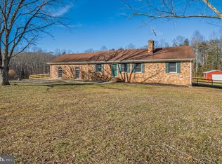 14100 Embrey Ln, Sumerduck, VA 22742