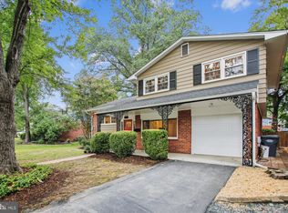 8817 Vernon View Dr, Alexandria, VA 22308