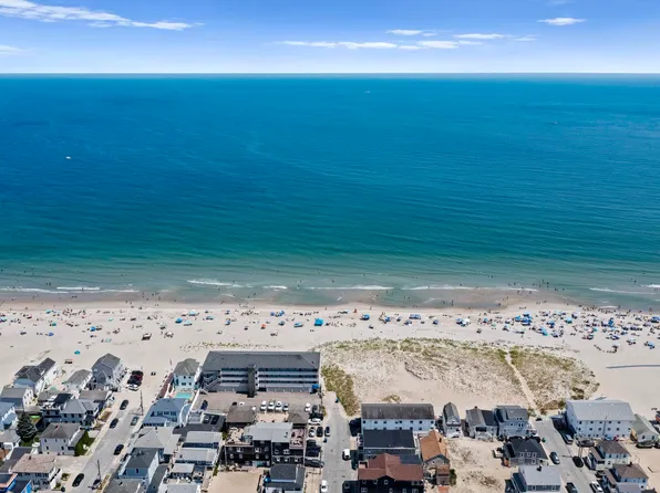 14 Atlantic Avenue #8, Hampton, NH 03842