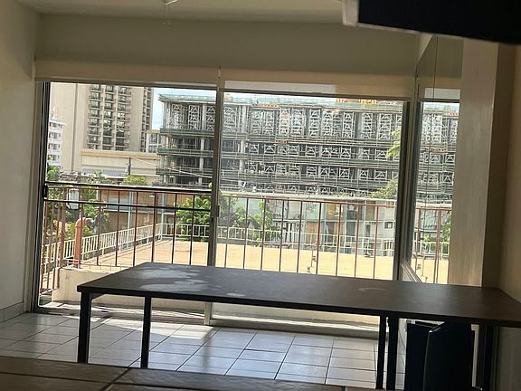 Cute condo...building right in front of you!