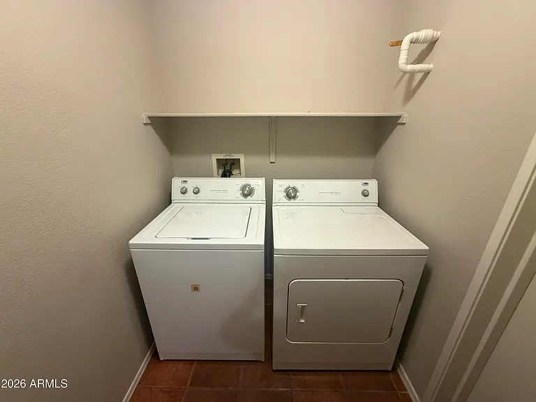 420 W 1st St #221 — Photo 24