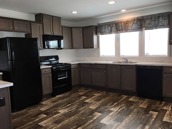 3rd image of 2050 Four Seasons Dr #203