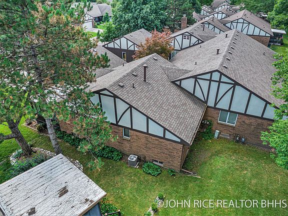 4th image of 2257 Radcliff Cir SE #71