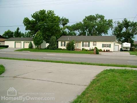 2nd image of 2409 N Lorraine St