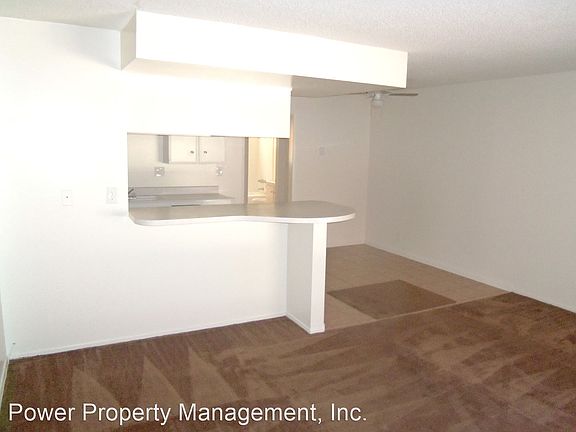 3rd image of 1735 Coronado Ave APT 2