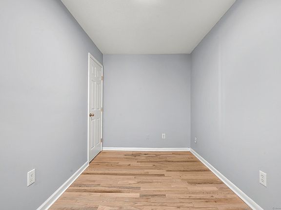4th image of 543 Woodward Ave APT 8