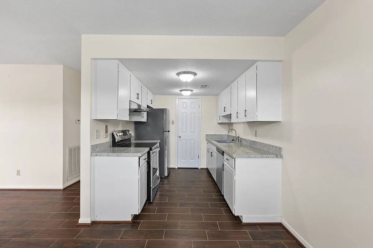 Building Photo - 717 Cedar Bayou Rd #4