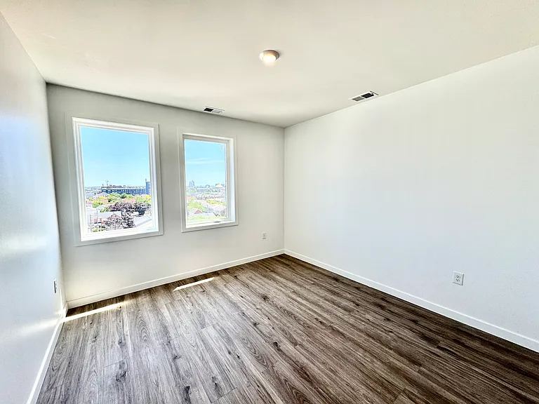 915 N Broad St #608 — Photo 12