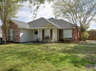 30846 E Knight Dr, Denham Springs, LA 70726