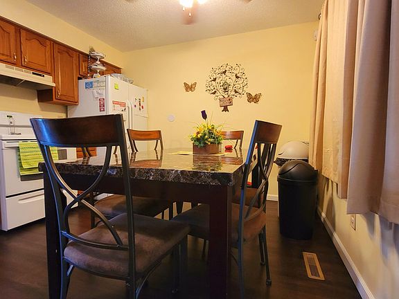 5th image of 5375 Carbondale Dr