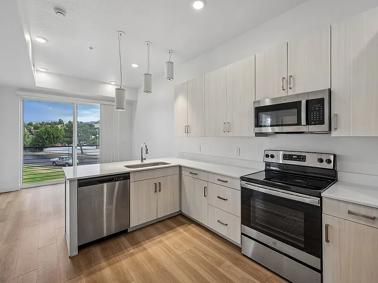 Wasatch View Apartments — Photo 68