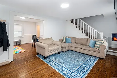 14 Randall Ave #1 Photo 1