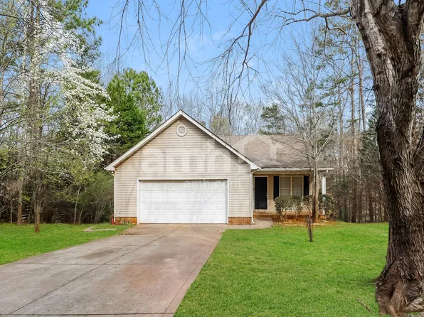 1379 Wall St, Waxhaw, NC 28173