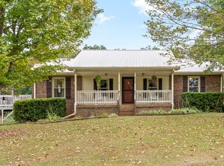 325 Thompson Ln, Clarksville, TN 37040