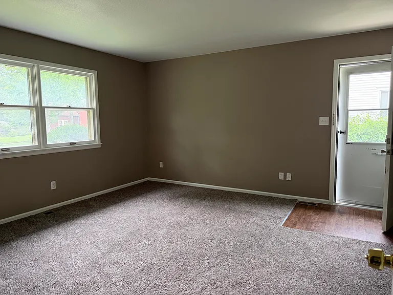 735 Alabama St — Photo 11