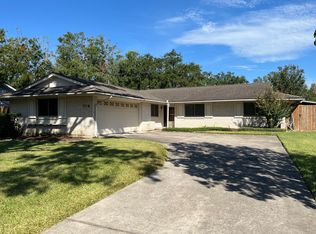 1714 Silverpines Rd, Houston, TX 77062