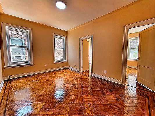 1st image of 1578 Park Pl #2