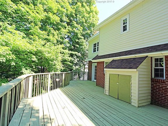 3rd image of 536 S Fort Dr