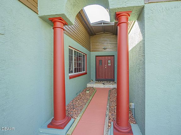 3rd image of 1126 Granada Ave
