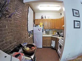 Rented by City Connections Realty