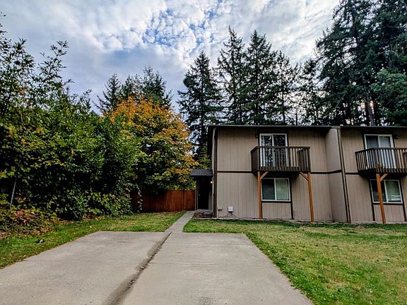 4th image of 9179 Shadowcrest Ln NE