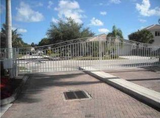 4045 NW 62nd Dr, Coconut Creek, FL 33073