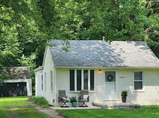 22505 Glenwood St, Clinton Township, MI 48035