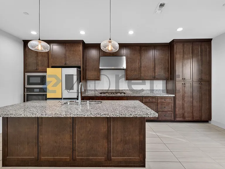 665 N Amarone Dr — Photo 10
