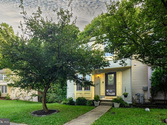 2nd image of 9568 Donnan Castle Ct