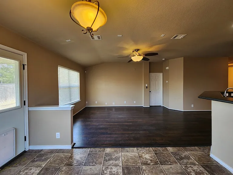 246 Crane Crest Dr — Photo 15