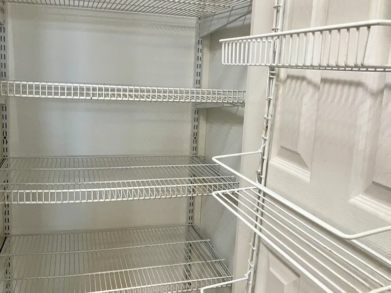 Kitchen pantry