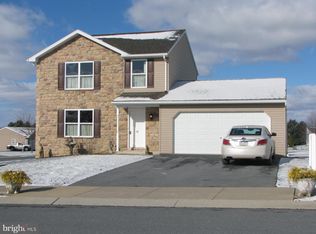 128 Edgemont Ln #L-0477, Newmanstown, PA 17073