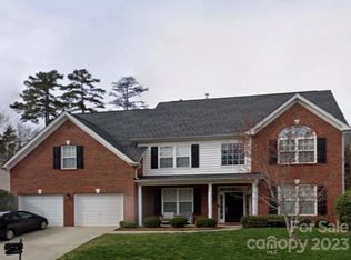10044 Montrose Dr NW, Charlotte, NC 28269