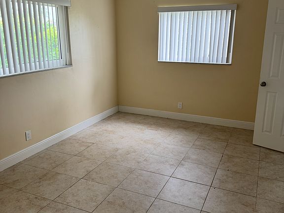 5th image of 7546 NW 44th Ct #W