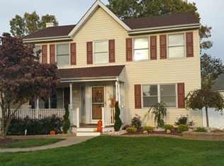 3 Kenneth Ct, Monroe Township, NJ 08831