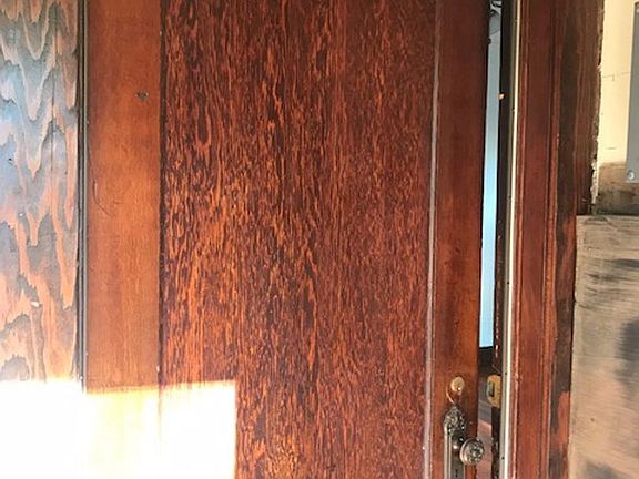 2nd image of 17 E Story St APT 3