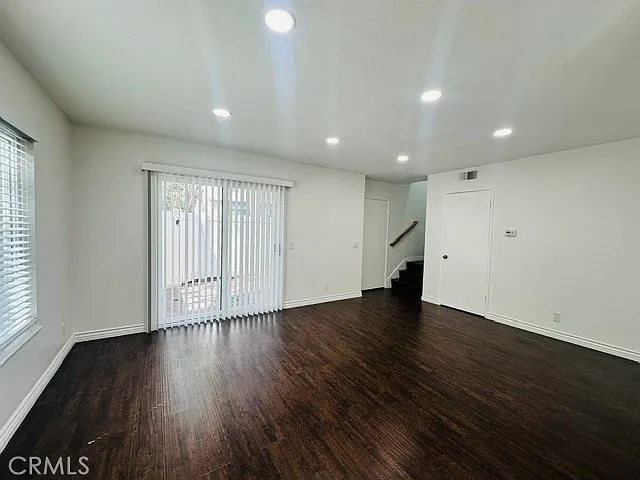 2510 Coventry Cir — Photo 7