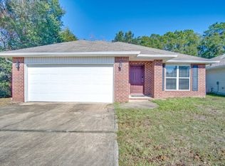 172 Creekview Dr, Pensacola, FL 32503