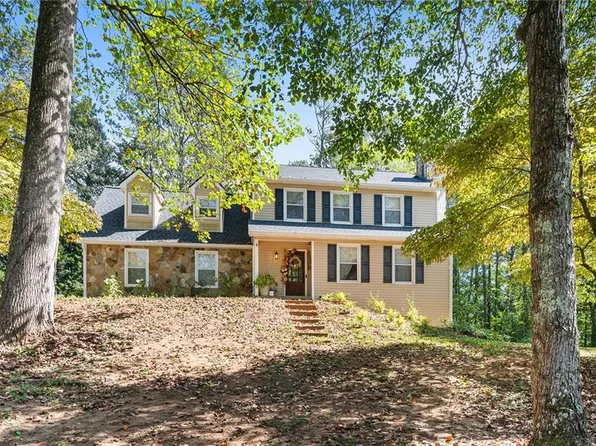 71 Timberlake Cv, Cartersville, GA 30121