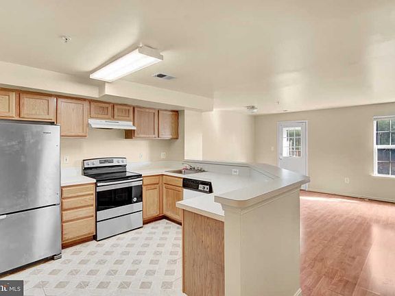 5th image of 11507 White Oak Vista Ter #27