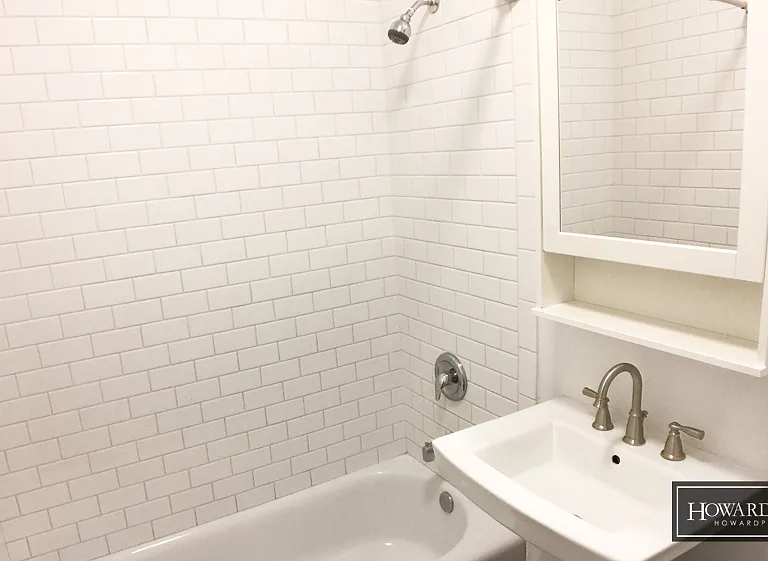 513 E Broadway #517 — Photo 5