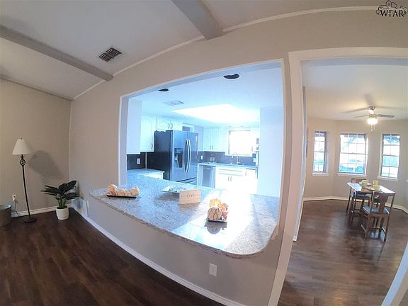 5th image of 914 Kiowa Dr