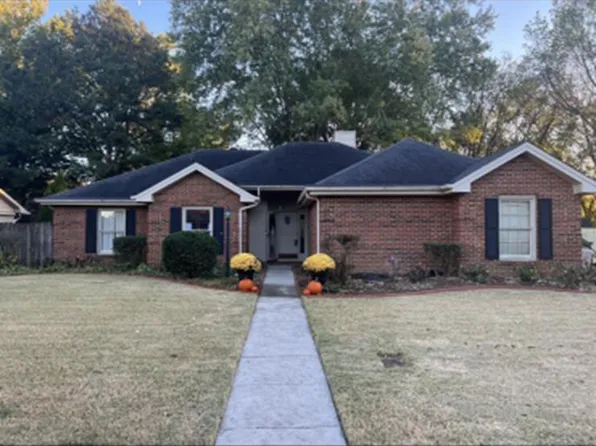 1211 Wilmington Rd SE, Huntsville, AL 35803