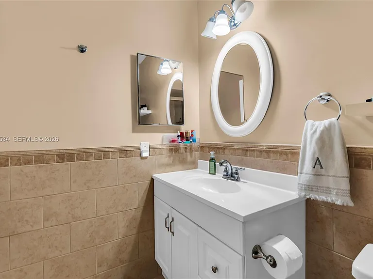 13340 SW 88th Ter #D — Photo 24