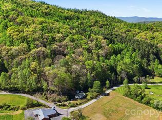 1200 Barkers Creek Rd, Whittier, NC 28789
