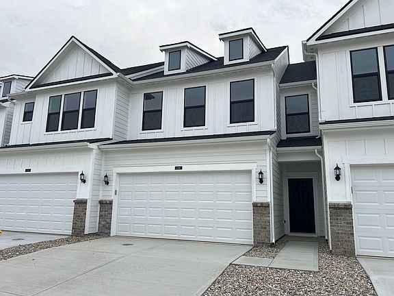 2nd image of 3246 Arabian Ln