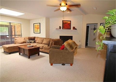 3rd image of 3010 Woodway Cir
