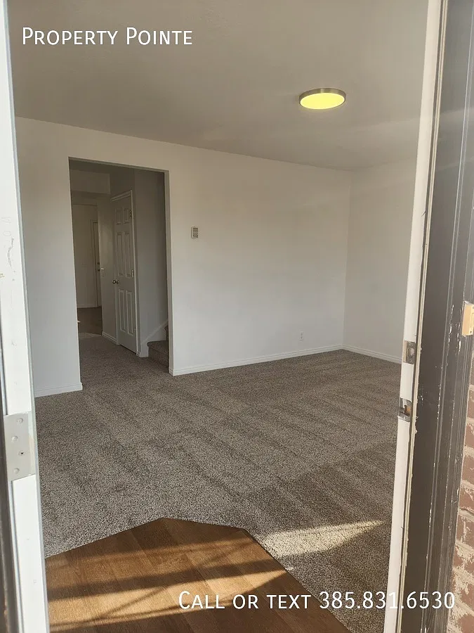 Hunters Cove Townhomes — Photo 2